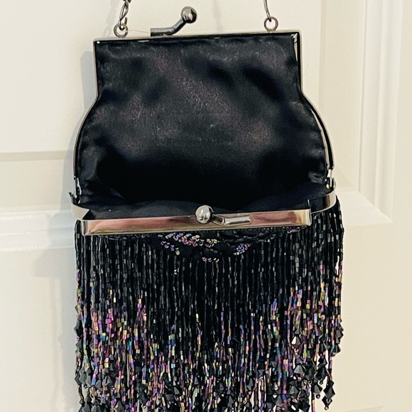 Black beaded clutch - Picture 2 of 5